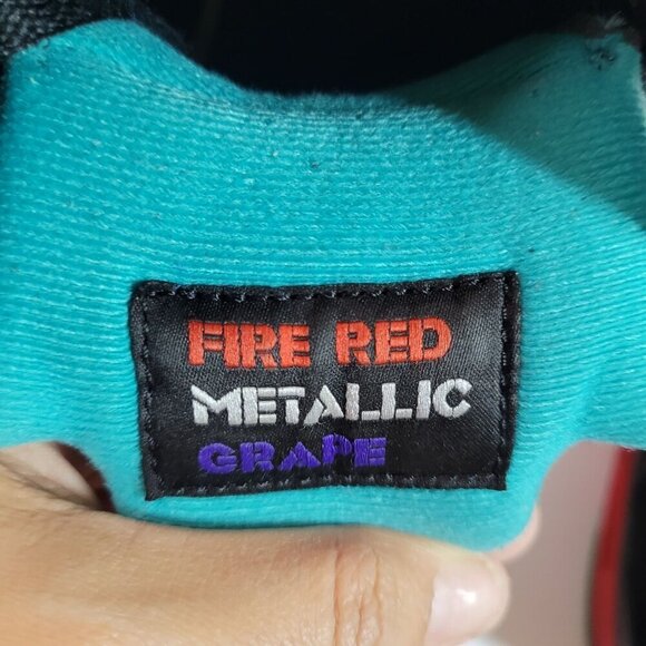 Air Jordan 5 Retro Grapes Black Purple Teal Red Boys Sneakers Size 5Y Nike Air - Picture 10 of 10